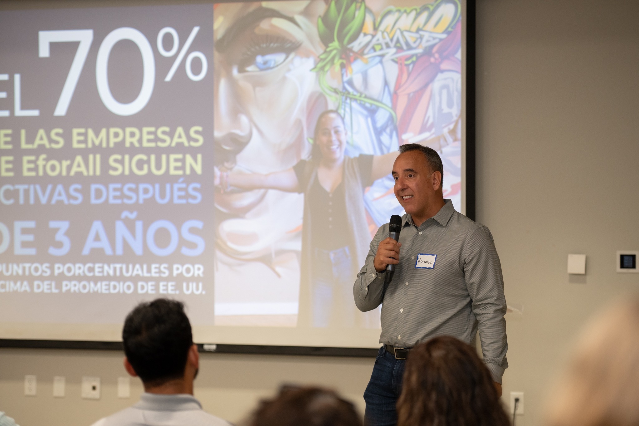 EforAll Offers Free, Bilingual Help to New Entrepreneurs